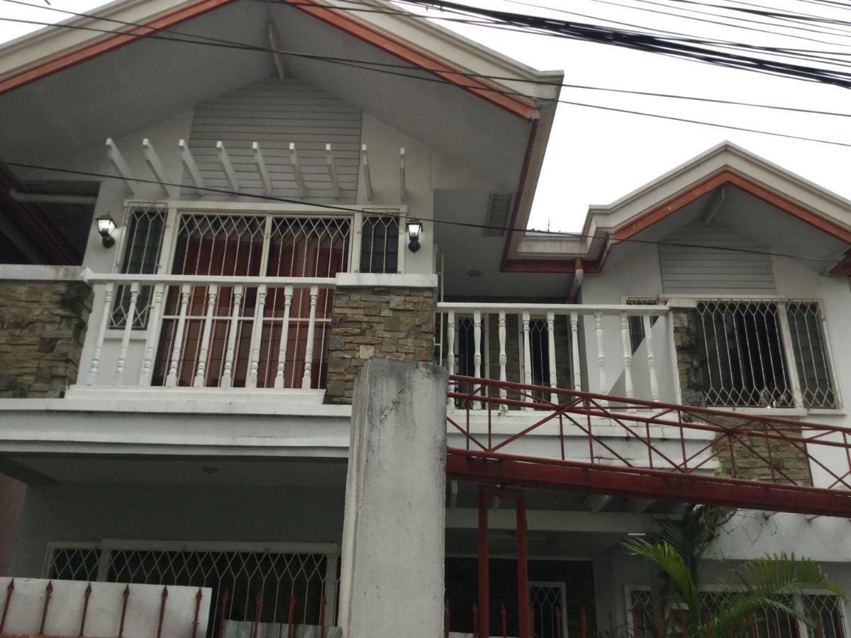 Joyful Island Hostel Lapu-Lapu City Exteriör bild