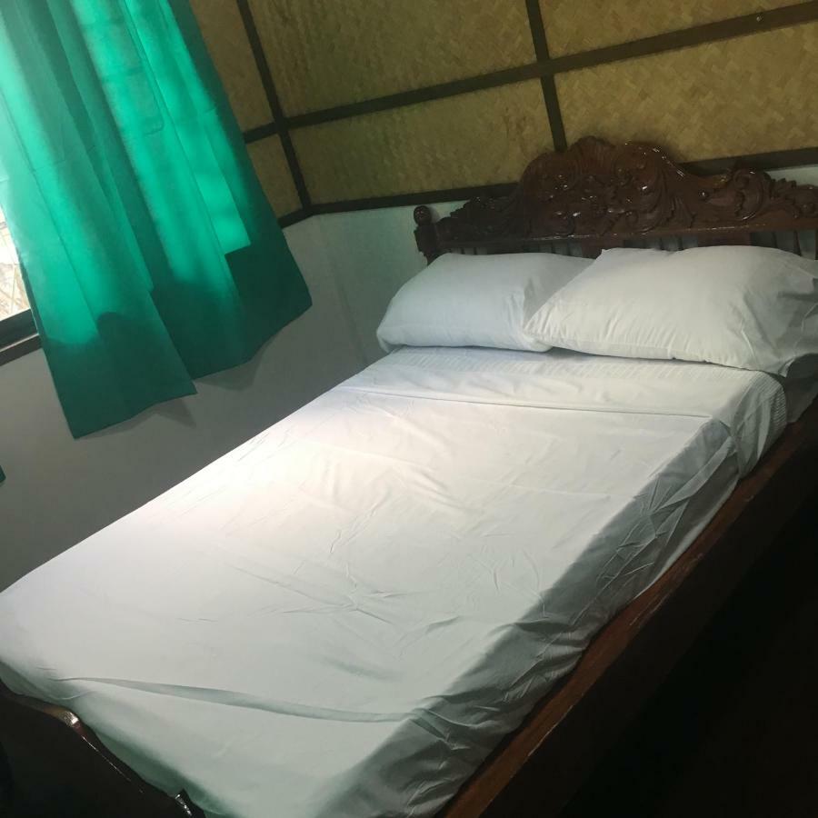 Joyful Island Hostel Lapu-Lapu City Exteriör bild