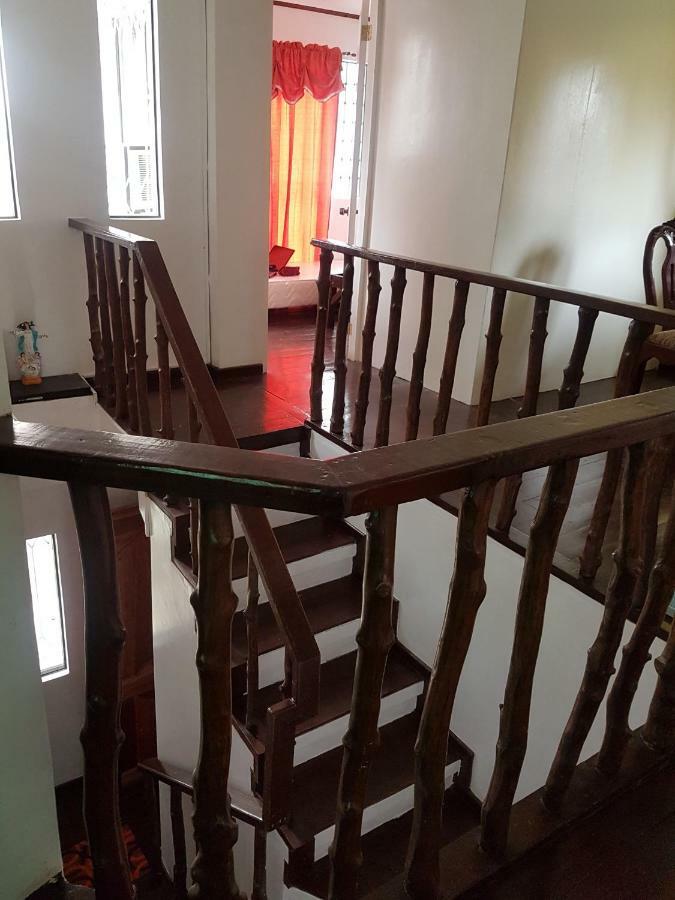 Joyful Island Hostel Lapu-Lapu City Exteriör bild