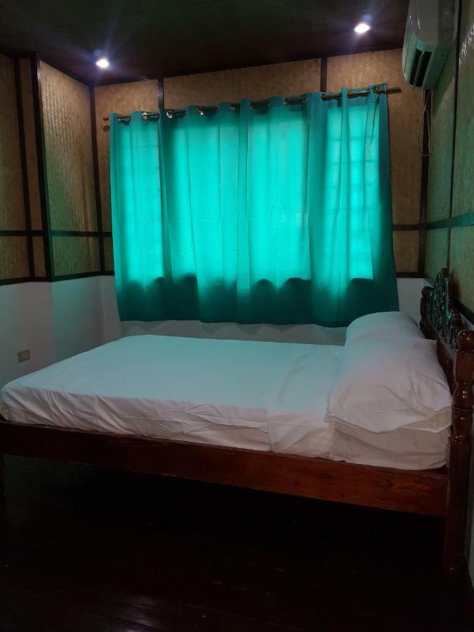 Joyful Island Hostel Lapu-Lapu City Exteriör bild
