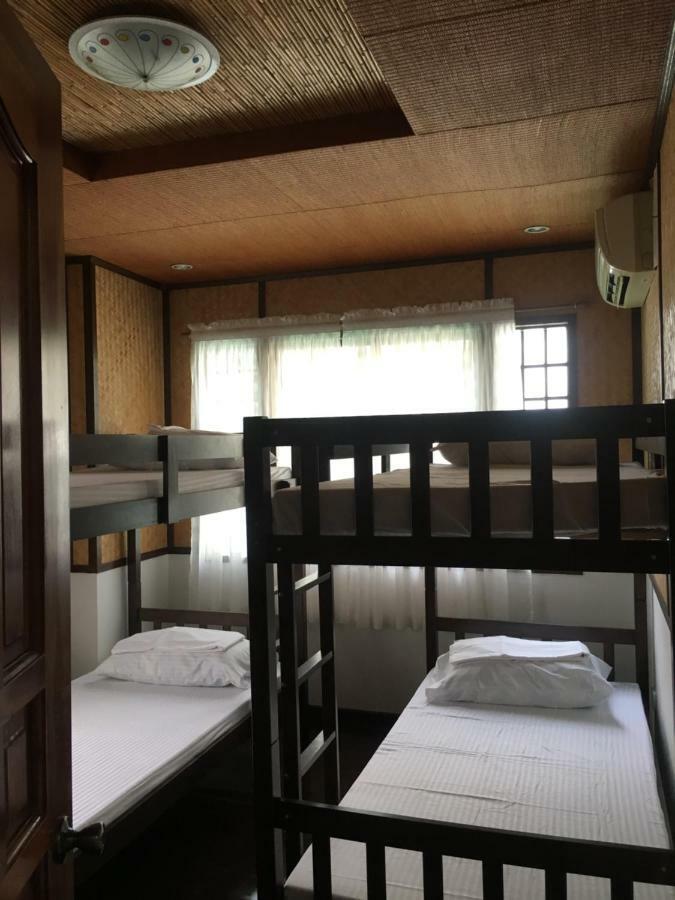 Joyful Island Hostel Lapu-Lapu City Exteriör bild